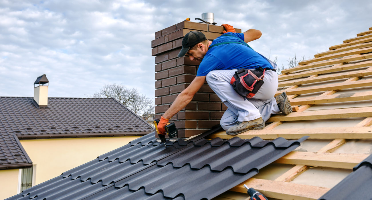 HOW TO ROOF A HOUSE: A STEP-BY-STEP GUIDE